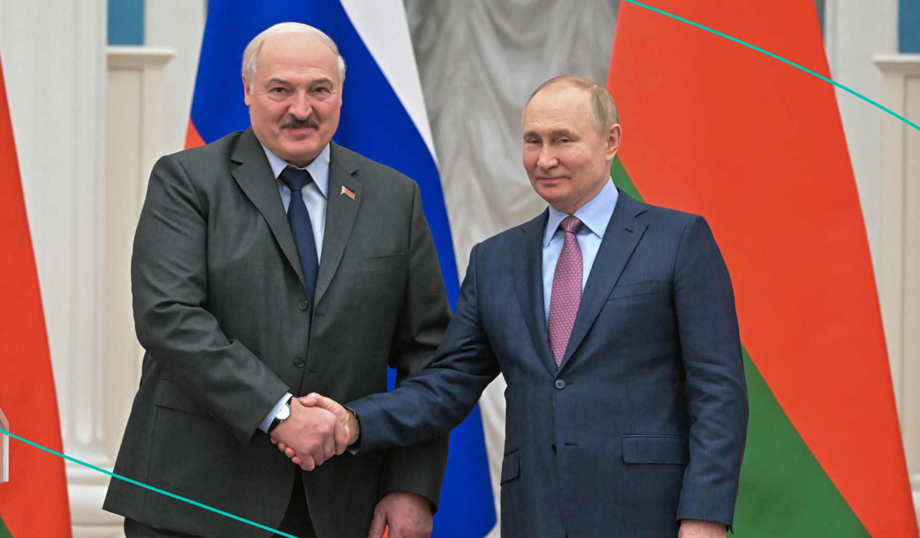Belarusian President Alexander Lukashenko and Russian President Vladimir Putin