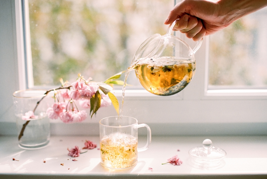 Featured image for 8 Energizing Herbal Teas That Will Wake You Right Up—Without a Speck of Caffeine
