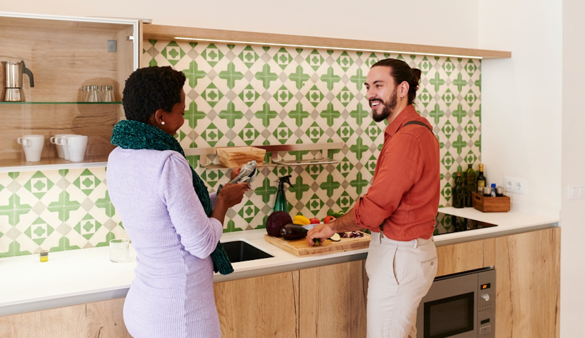 Featured image for 4 Tips for Peacefully Cohabitating in a Relationship Where Only One Person Drinks Alcohol