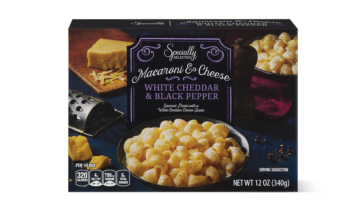 White cheddar and black pepper mac and cheese