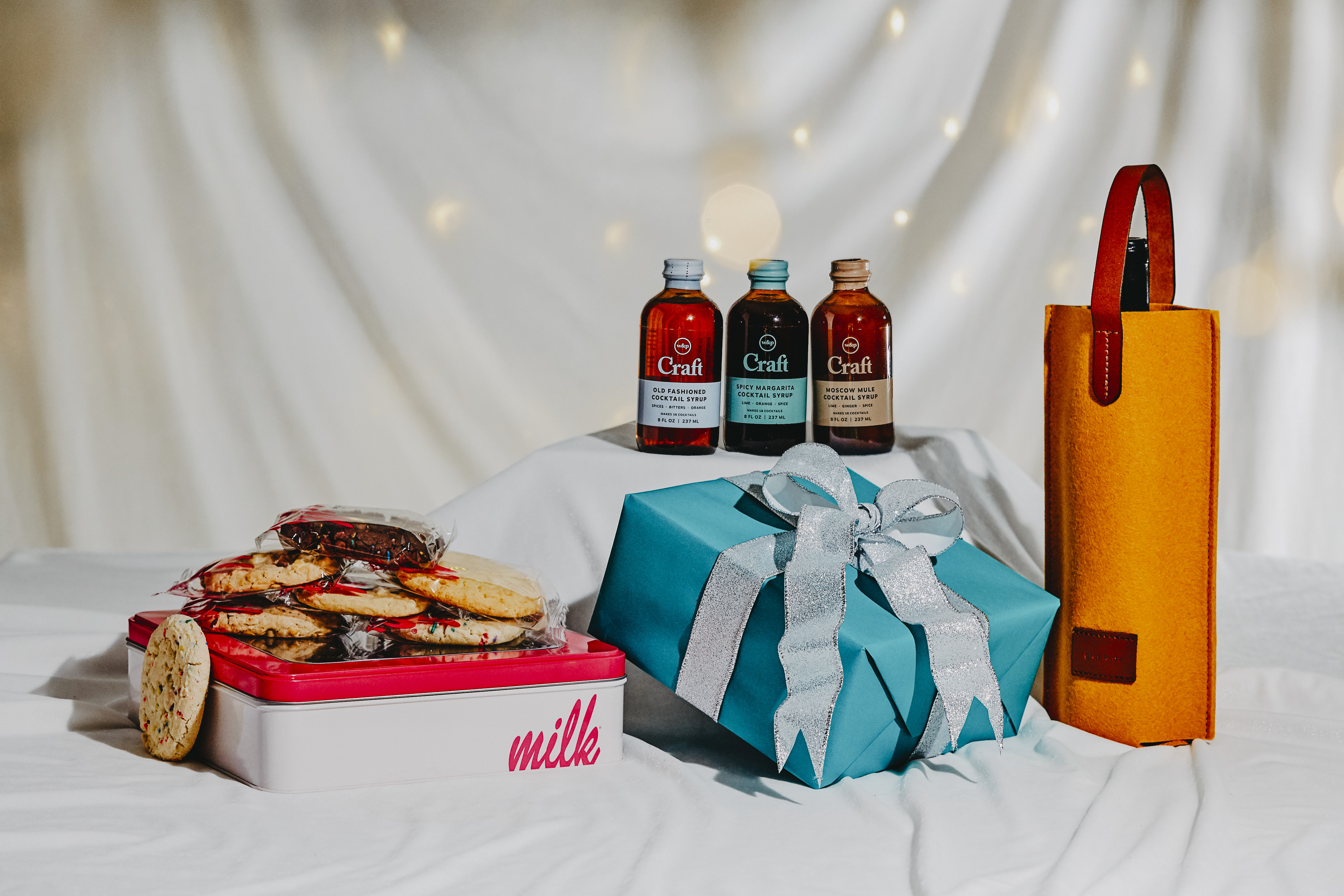 the best gifts for holiday hosts