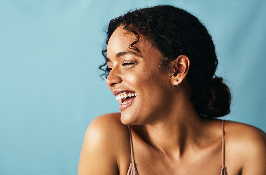 Featured image for Does Vaseline (aka Petroleum Jelly) Help Prevent and Repair Dry Skin? We Asked Dermatologists for Advice