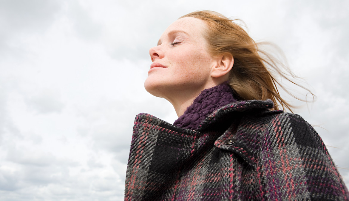 Featured image for 4 Ingredients Derms Are Begging You To Stay Away From If You've Got Eczema