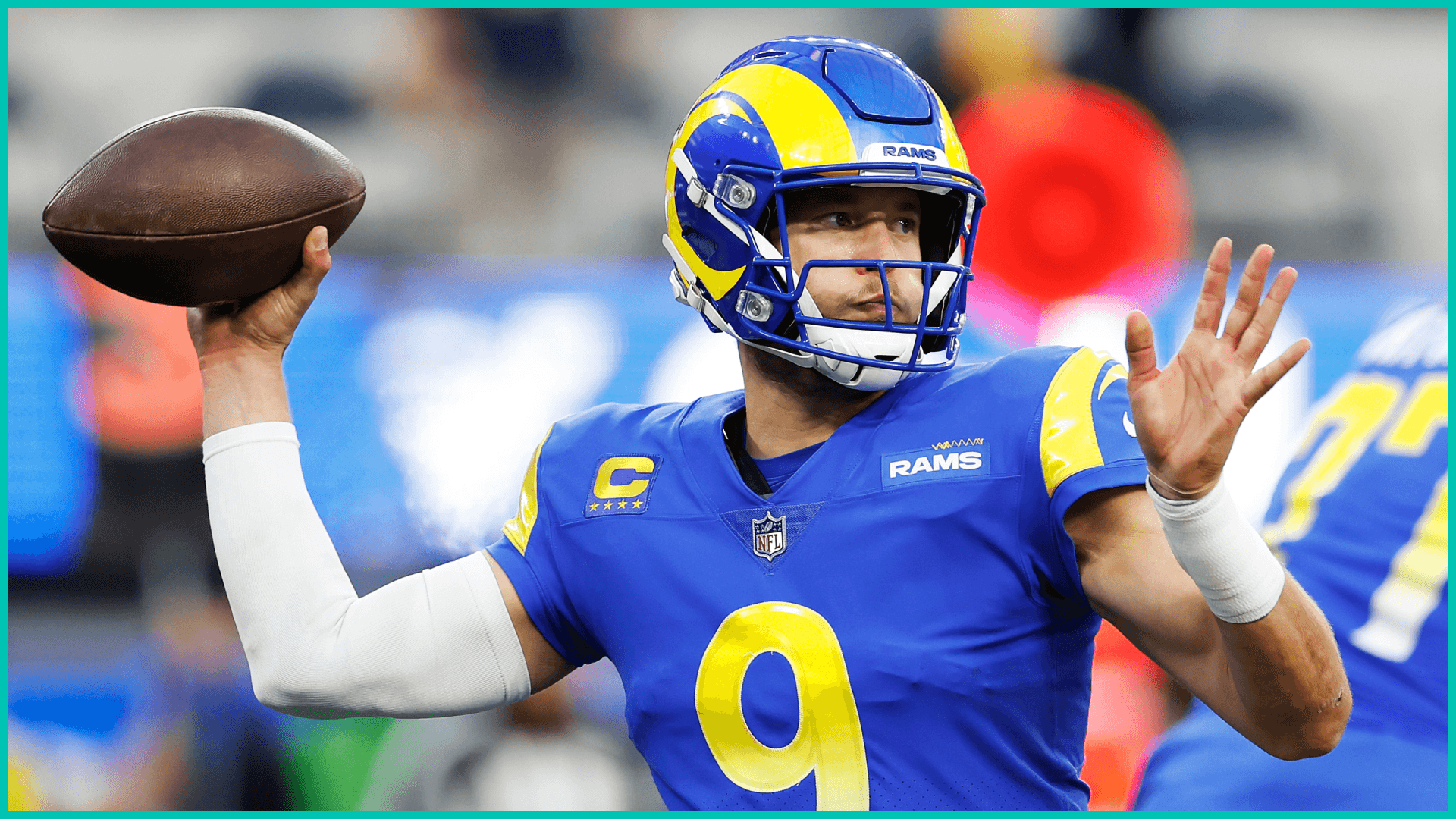 QB Matt Stafford throwing football