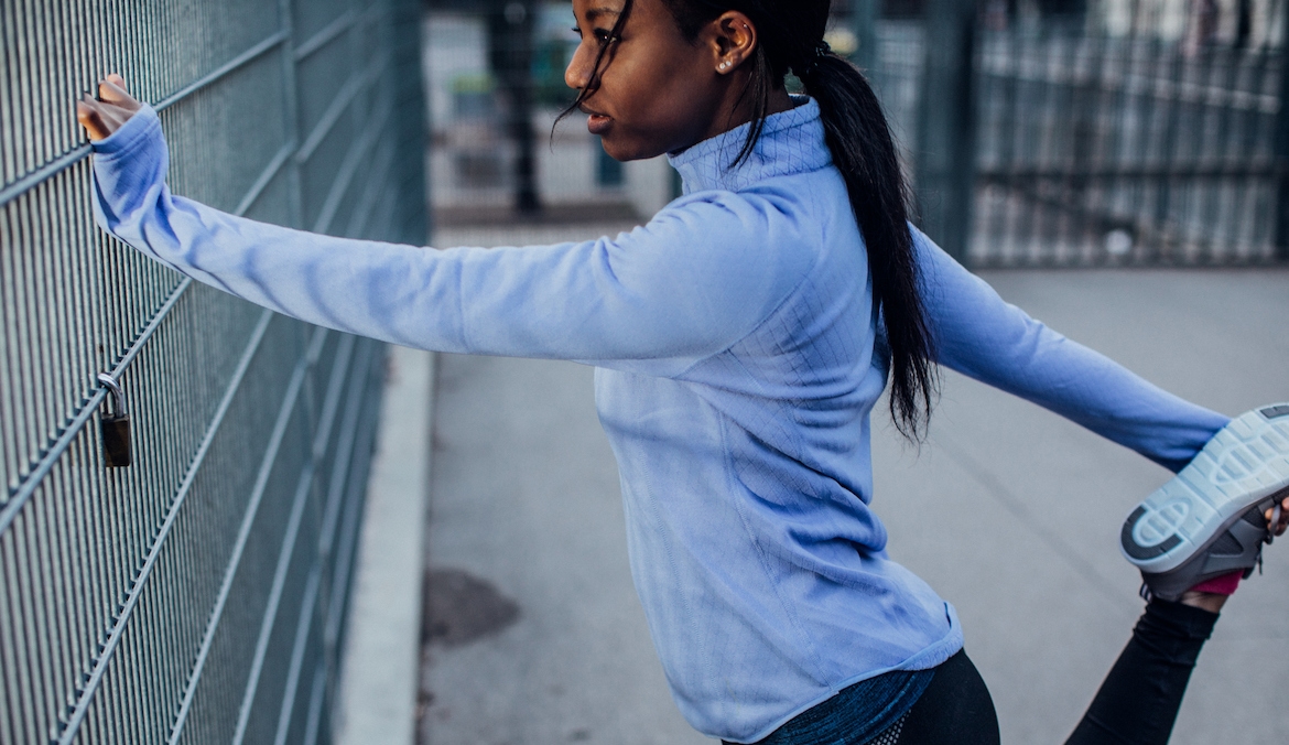 Featured image for The ‘Chair of Death’ Quad Dominance Test Can Tell You Whether Your Lower Body Strength Is Lopsided