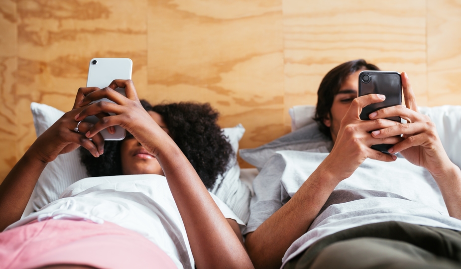 Featured image for If You and Your Partner Both Prefer *Not* To Take Control in Bed, These 5 Sexpert Tips Can Help