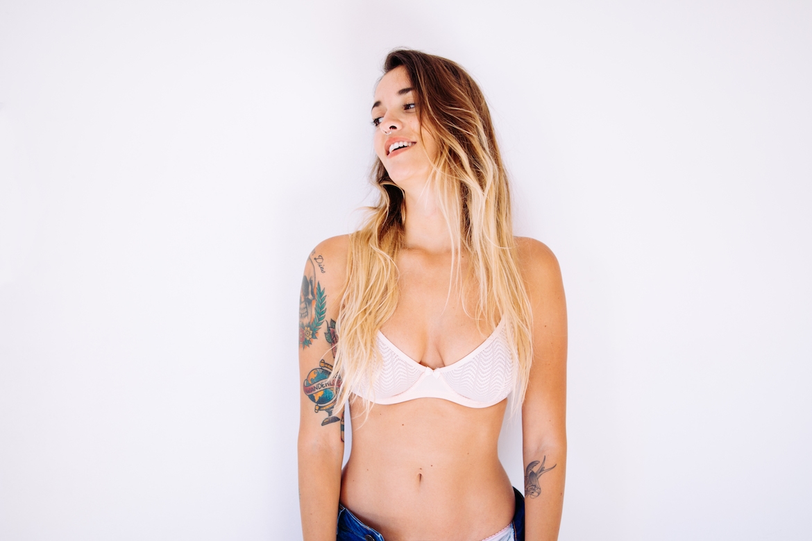 Featured image for 4 Surprising Reasons Why Your Bra Is Irritating Your Skin