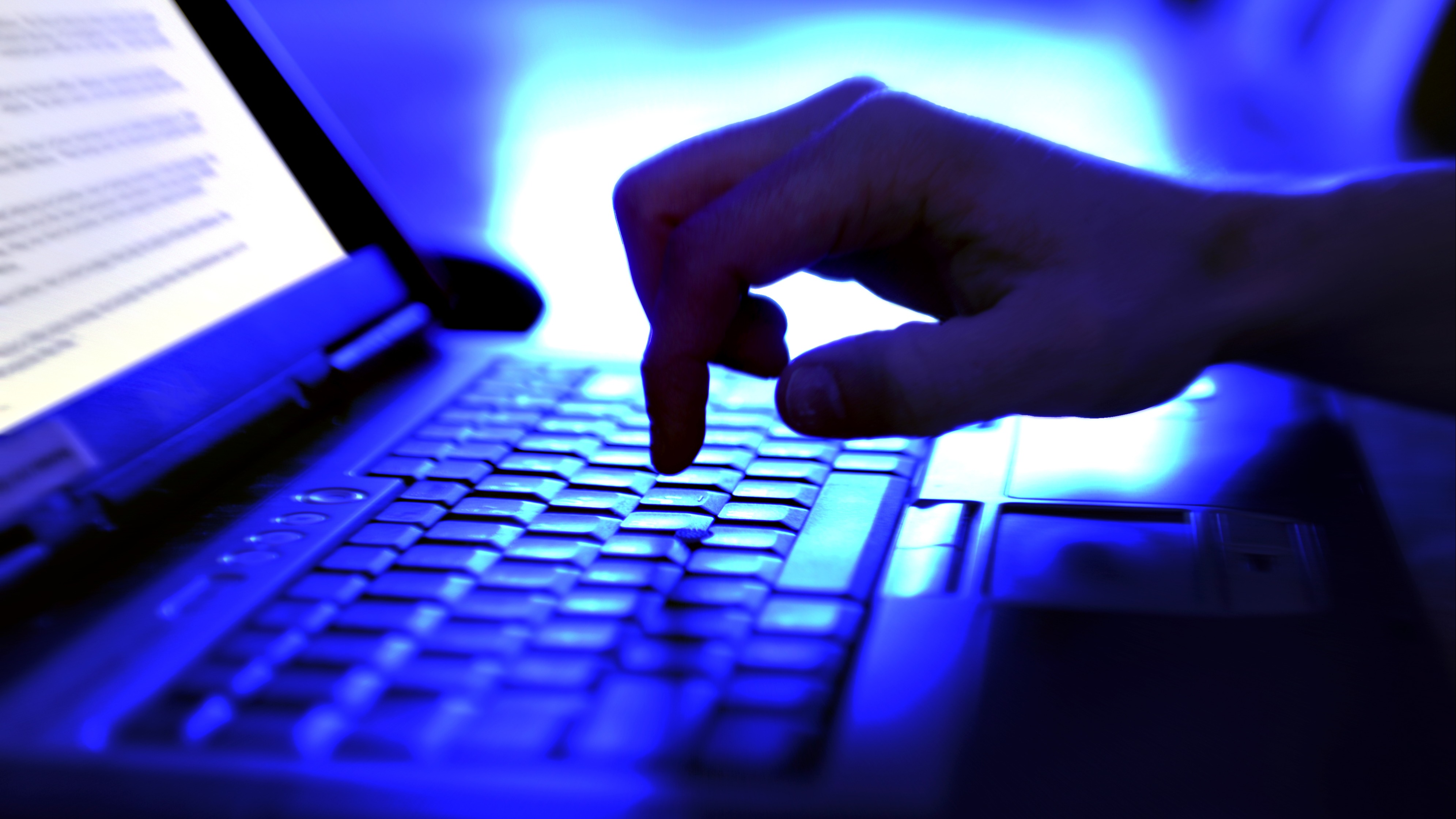 Border control and social media